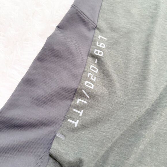 Men Lululemon Always Agile Short Sleeve Shirt Graphite Grey and Green - Picture 8 of 9